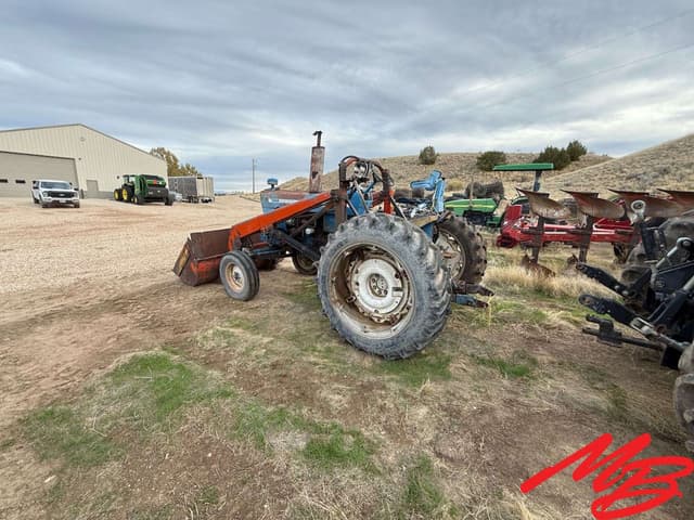 Image of Ford 5000 equipment image 2