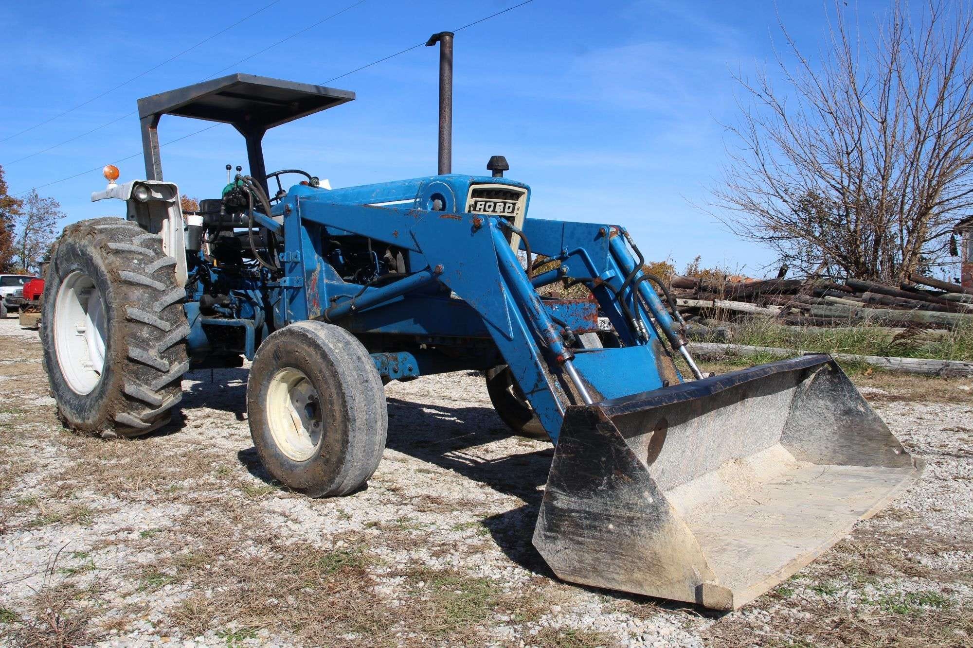 1977 Ford 5600 Equipment Image0
