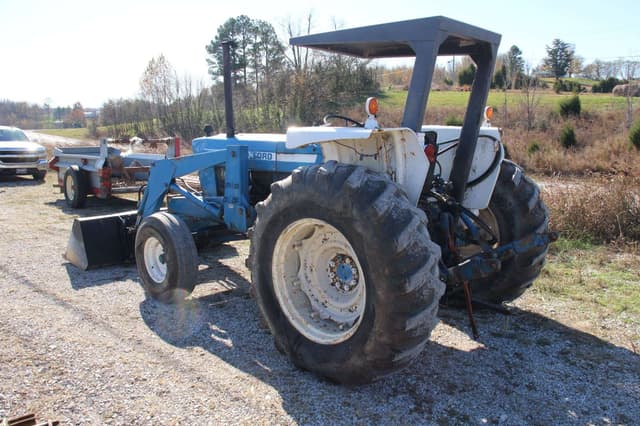 Image of Ford 5600 equipment image 3