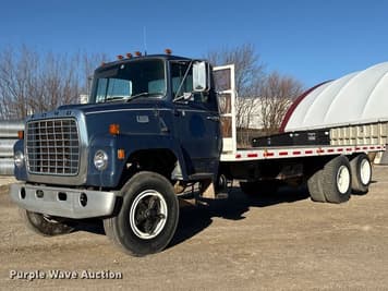 Main image Ford F-800