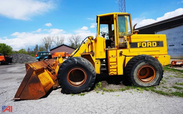 Image of Ford A-66 equipment image 2