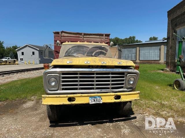 Image of Ford F-750 equipment image 1