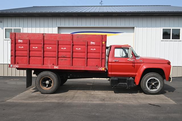 Image of Ford Grain Truck equipment image 1