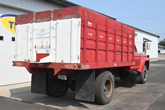 Image of Ford Grain Truck equipment image 2