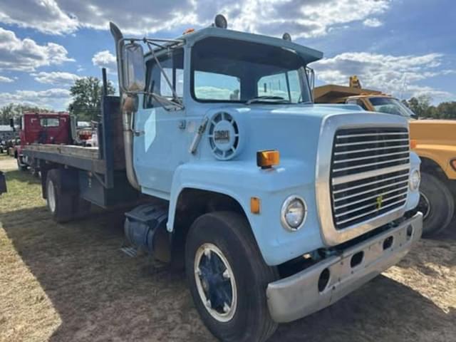 Image of Ford L9000 equipment image 1