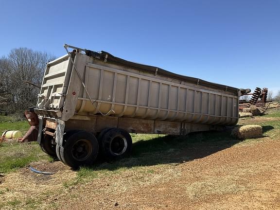 Image of Freuhauf Dump Trailer equipment image 2