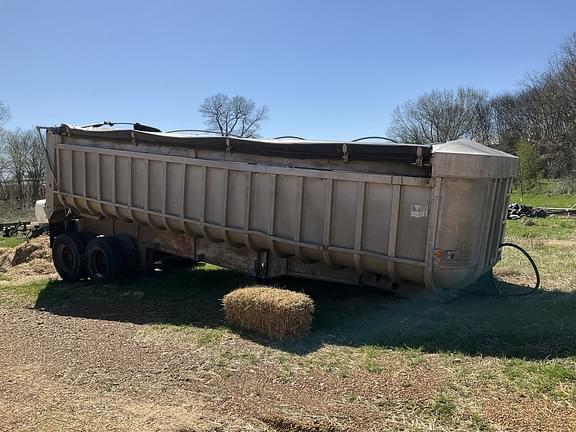 Image of Freuhauf Dump Trailer Primary image