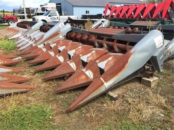 Main image Gleaner A630