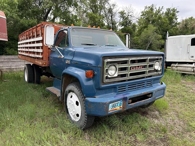 Image of GMC 6000 equipment image 2