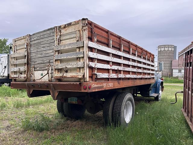 Image of GMC 6000 equipment image 3