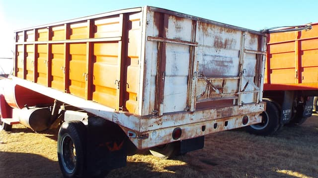 Image of GMC 6000 equipment image 2