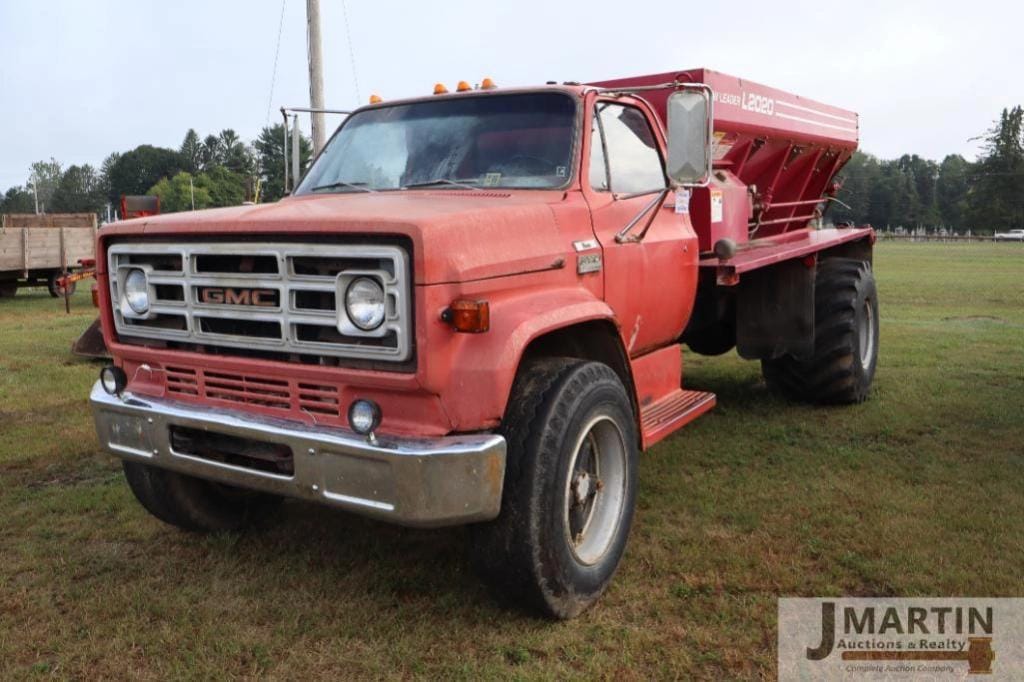 1977 GMC 6500 Equipment Image0