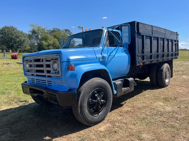 Image of GMC 6500 equipment image 3