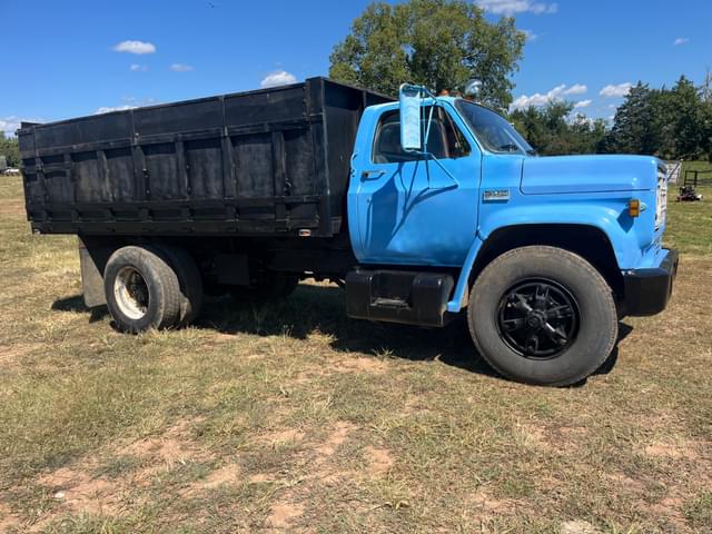 Image of GMC 6500 equipment image 4