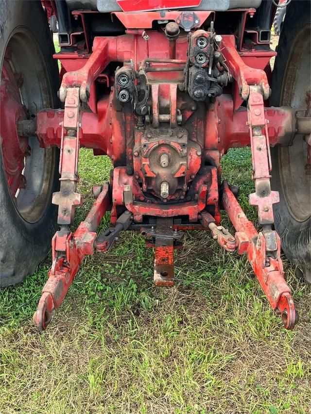 Image of International Harvester 1086 equipment image 3