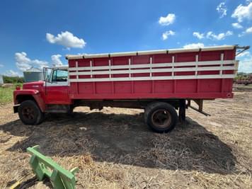 Main image International 1700