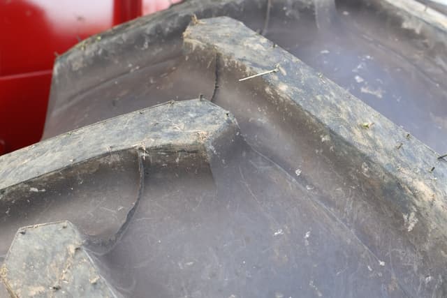 Image of International Harvester 686 equipment image 3