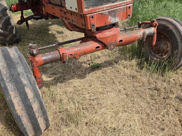 Image of International Harvester 686 equipment image 3