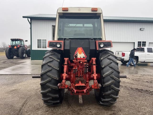 Image of International Harvester 1086 equipment image 3