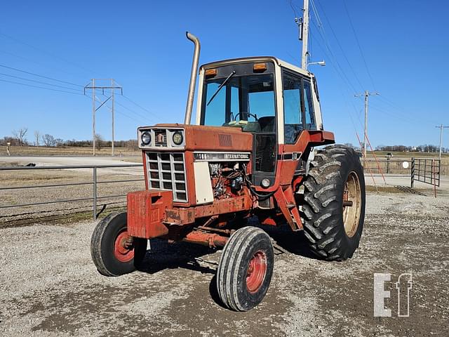 Image of International Harvester 1086 equipment image 1