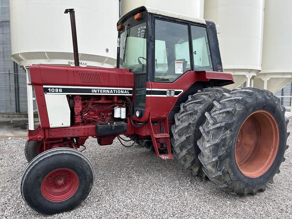 Image of International Harvester 1086 Primary image