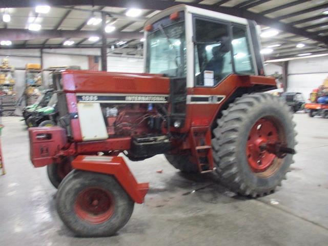 Image of International Harvester 1086 equipment image 1