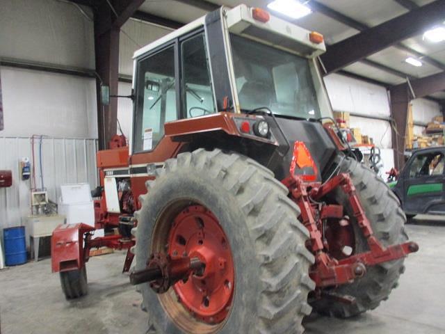 Image of International Harvester 1086 equipment image 4