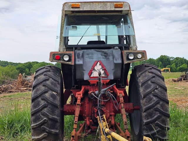 Image of International Harvester 1086 equipment image 3