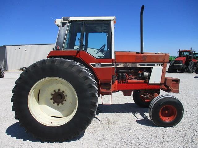 Image of International Harvester 1586 equipment image 3