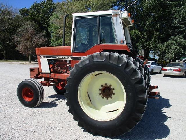 Image of International Harvester 1586 equipment image 4