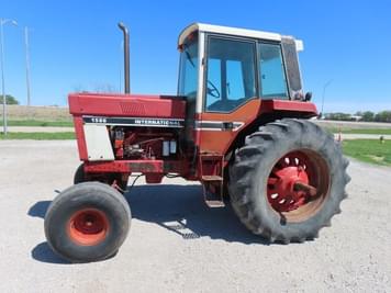 Main image International Harvester 1586