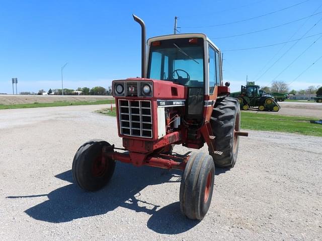 Image of International Harvester 1586 equipment image 1