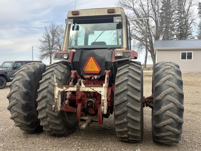 Image of International Harvester 1586 equipment image 4