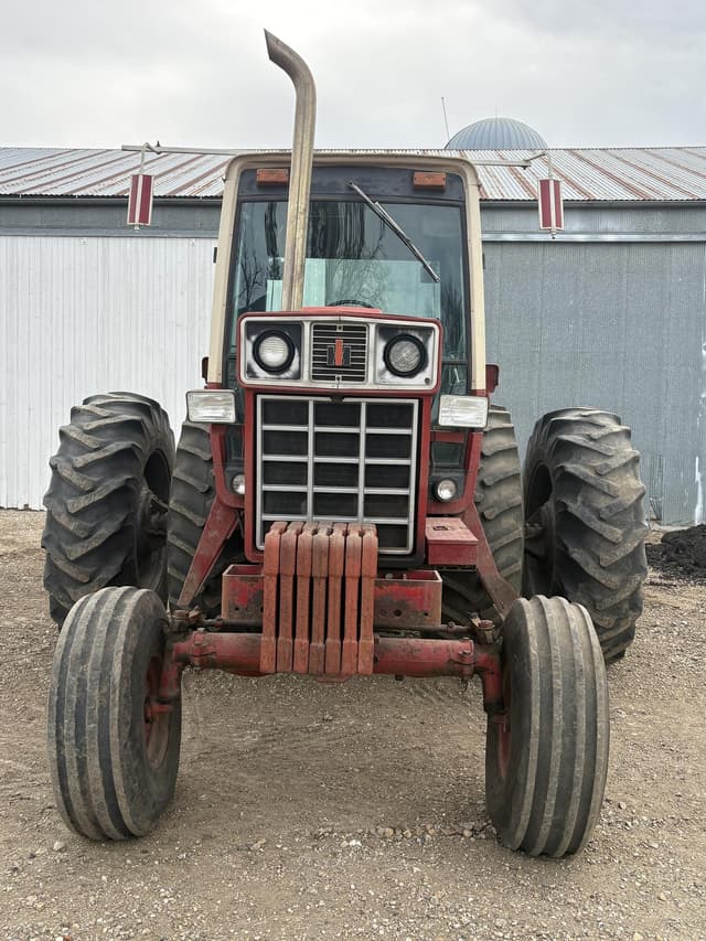 Image of International Harvester 1586 equipment image 3