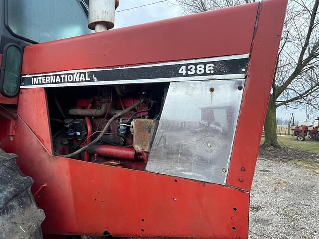 Image of International Harvester 4386 equipment image 4