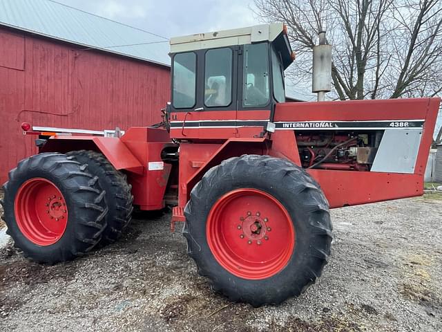 Image of International Harvester 4386 equipment image 2