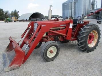 Main image International Harvester 674