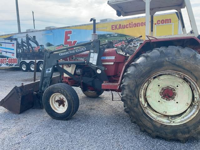 Image of International Harvester 674 equipment image 1