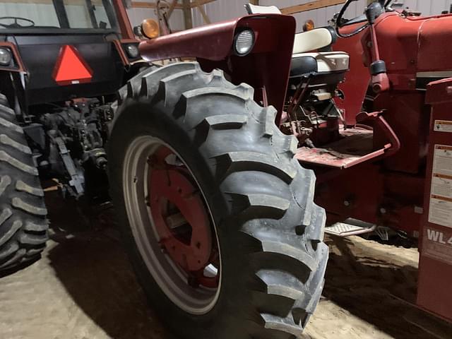 Image of International Harvester 686 equipment image 1