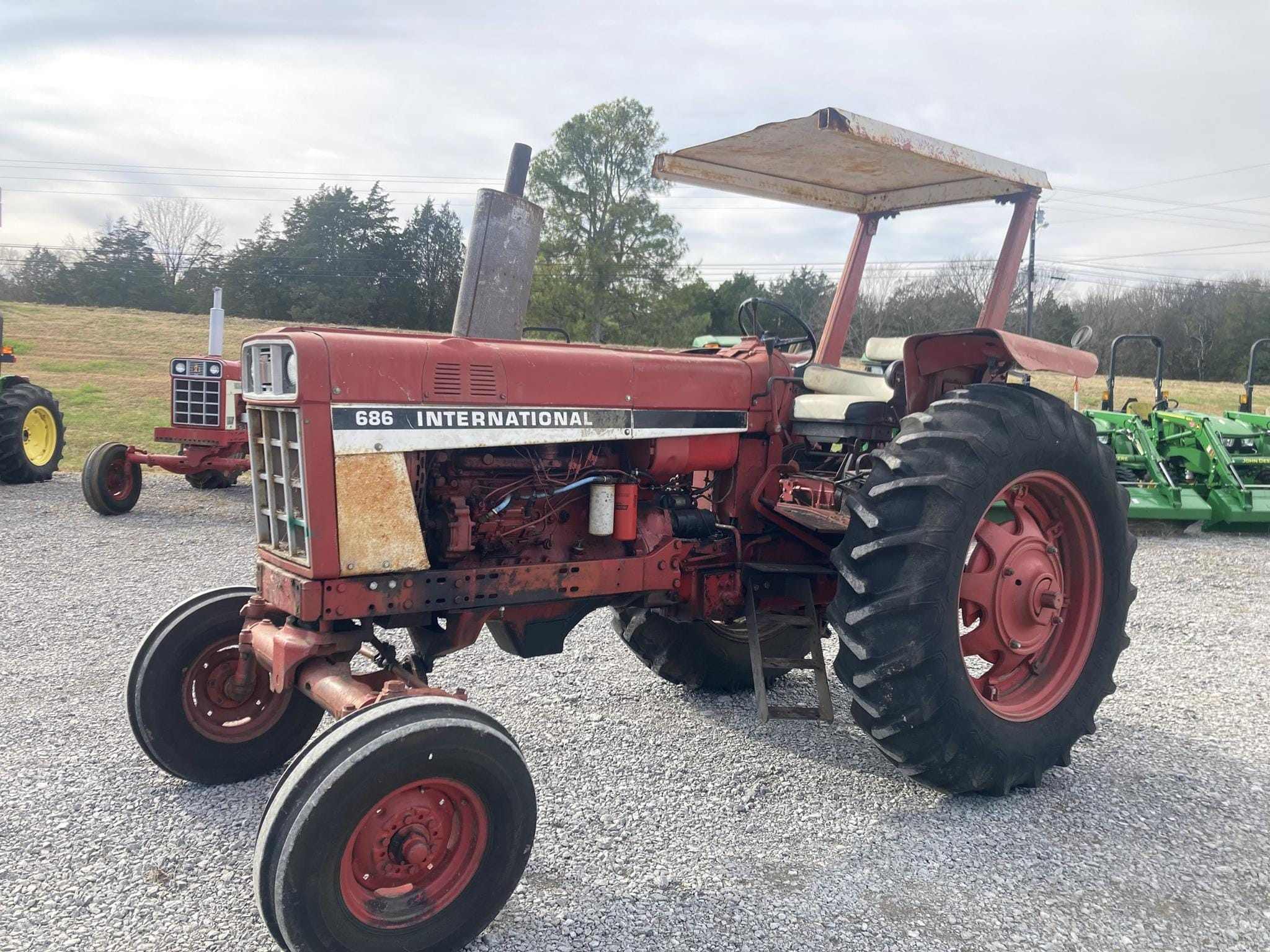 1977 International Harvester 686 Equipment Image0