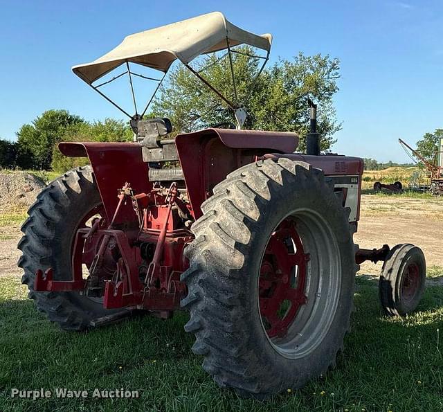 Image of International Harvester 686 equipment image 4