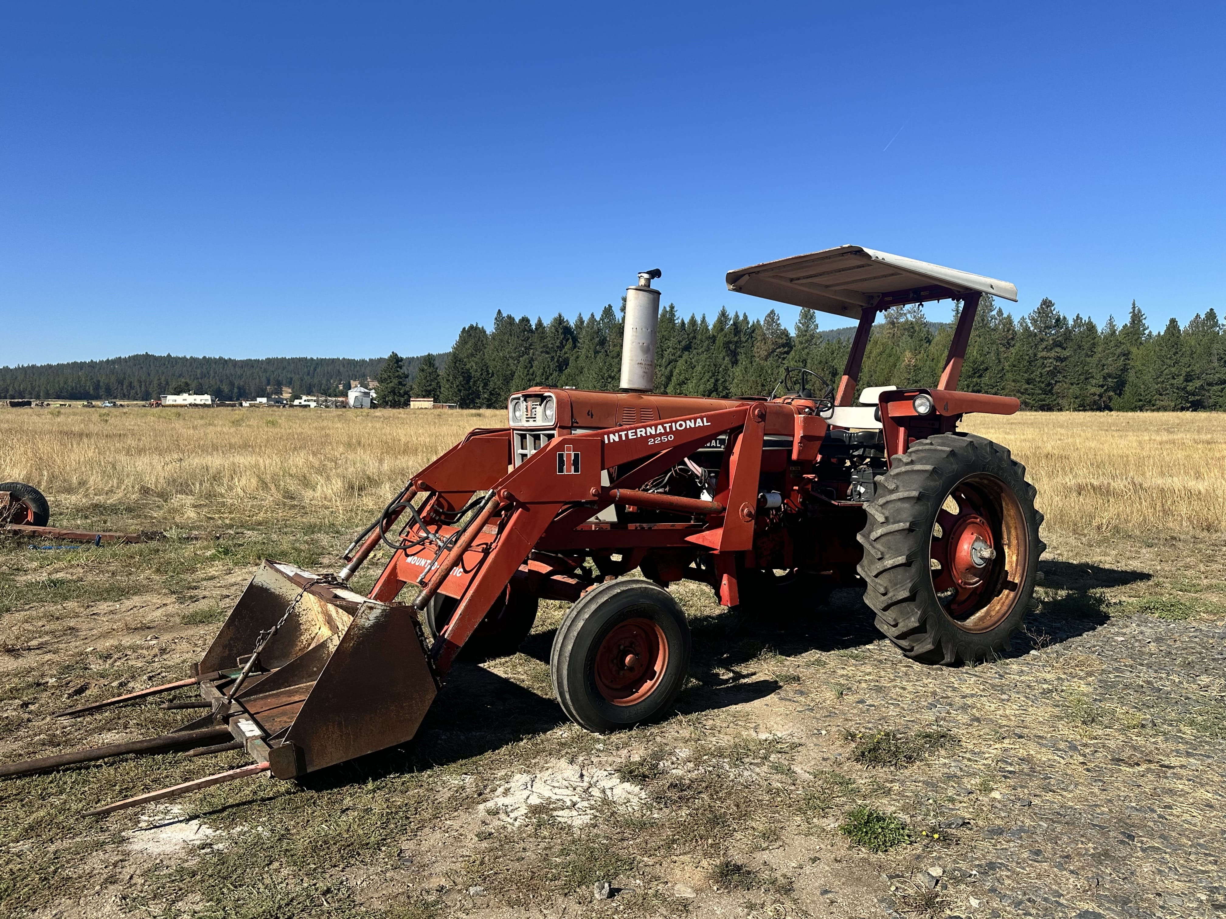 Main image International Harvester Hydro 86