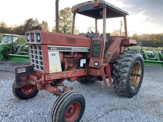 Image of International Harvester 886 equipment image 2