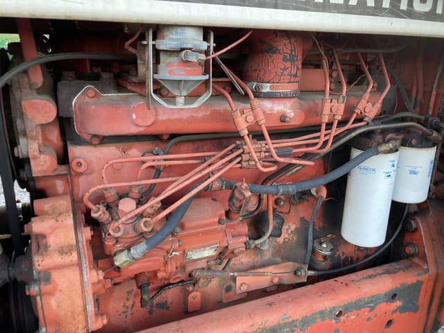 Image of International Harvester 886 equipment image 4