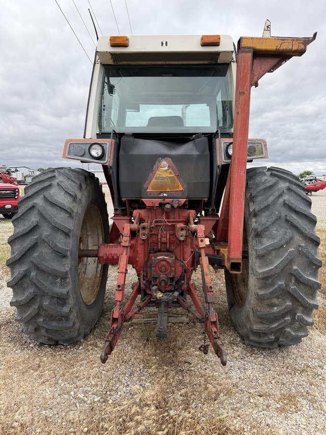 Image of International Harvester 886 equipment image 4