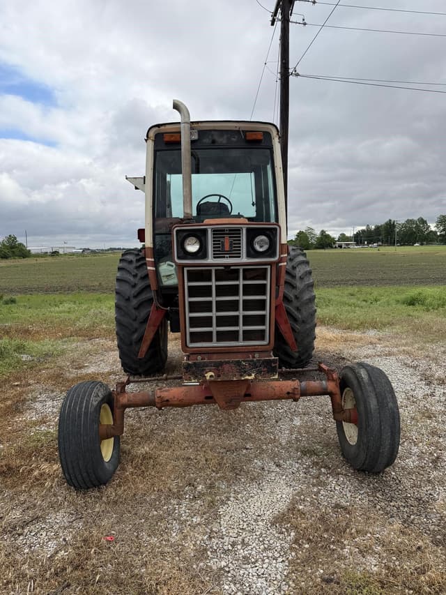 Image of International Harvester 886 equipment image 1