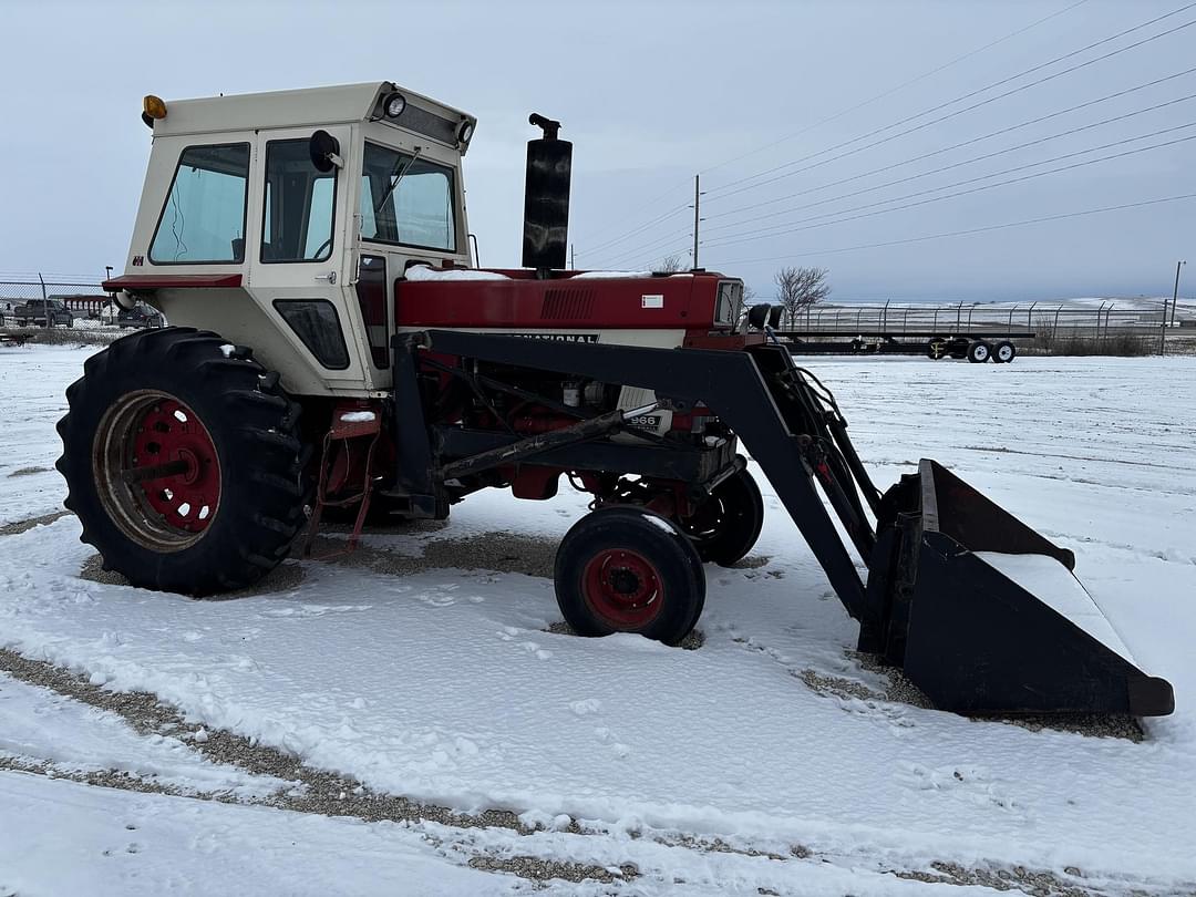 Image of International Harvester 966 Image 1