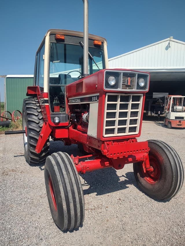 Image of International Harvester 986 equipment image 1