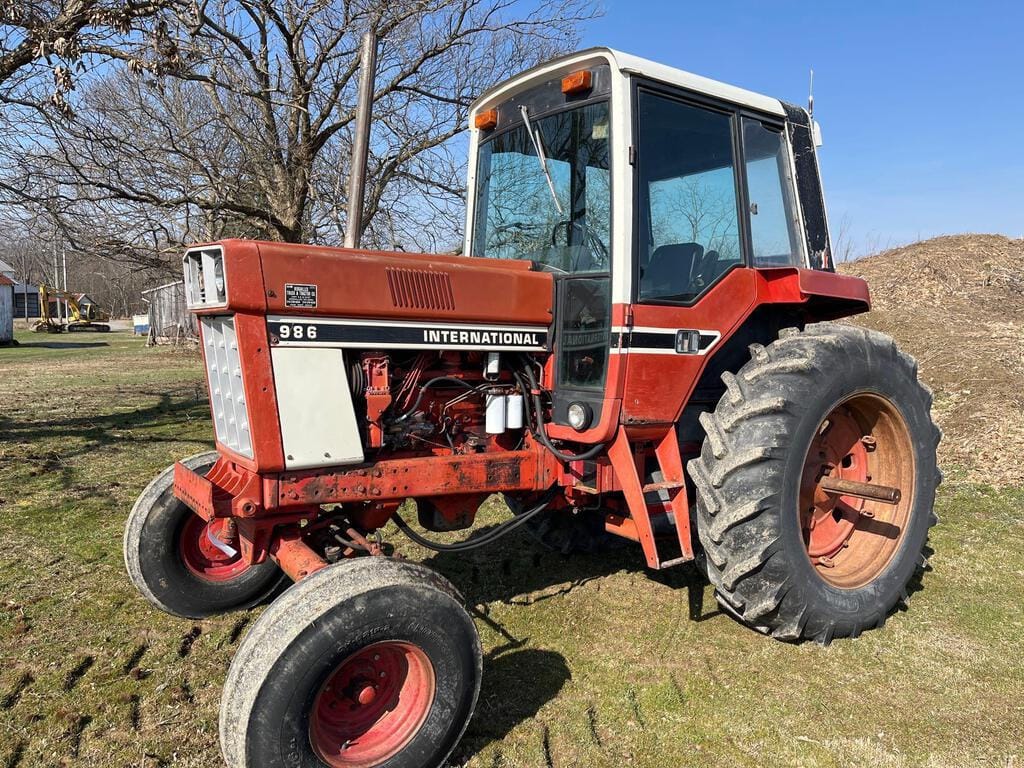 Main image International Harvester 986