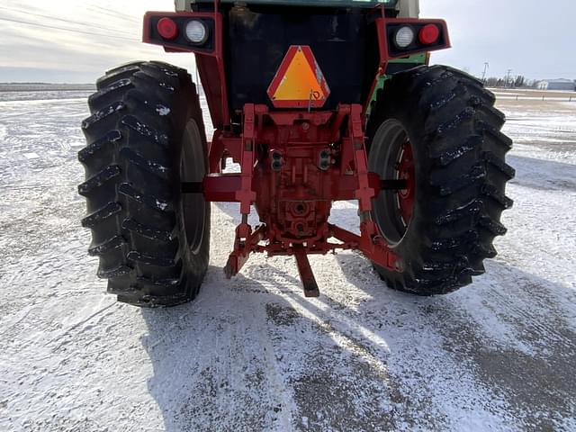 Image of International Harvester 986 equipment image 4